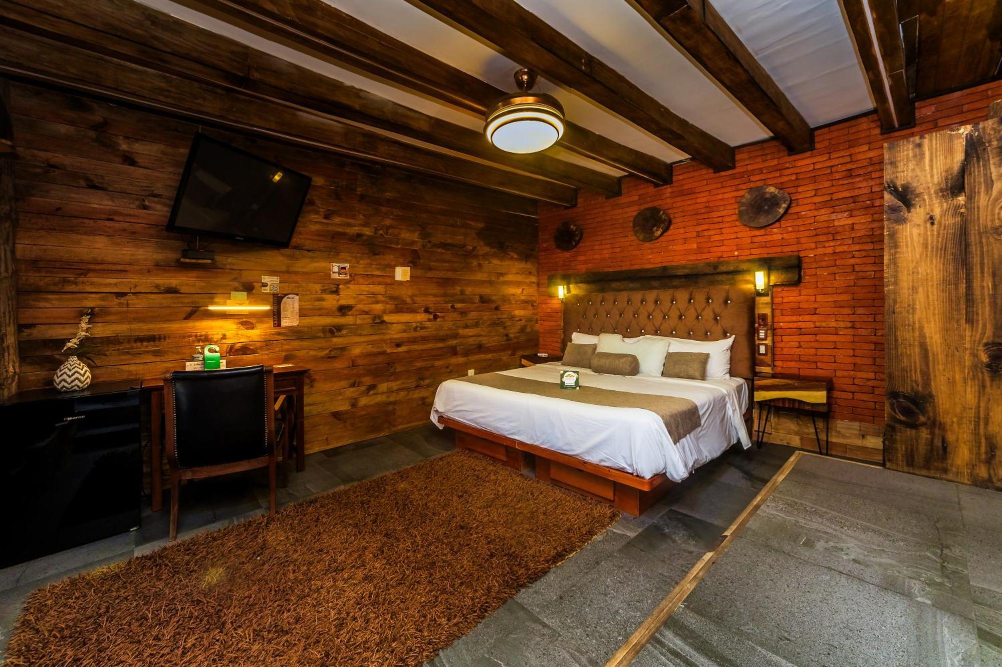Oyo Casa Anzures Hotel 4*